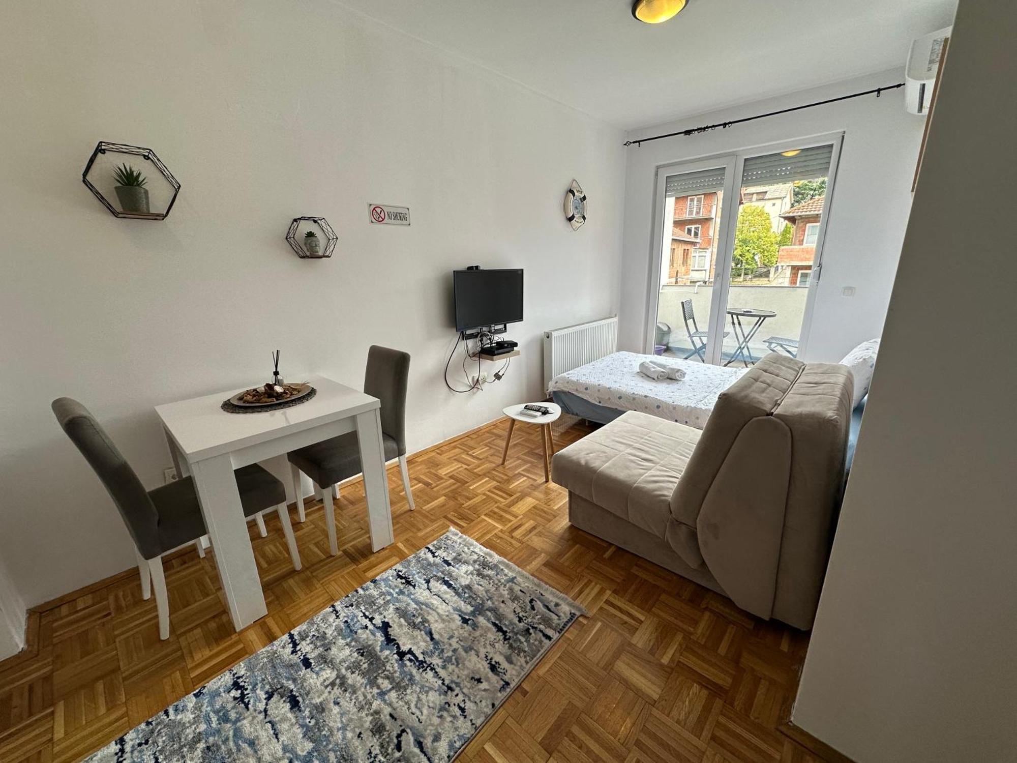 Apartment Guri Приштина Экстерьер фото