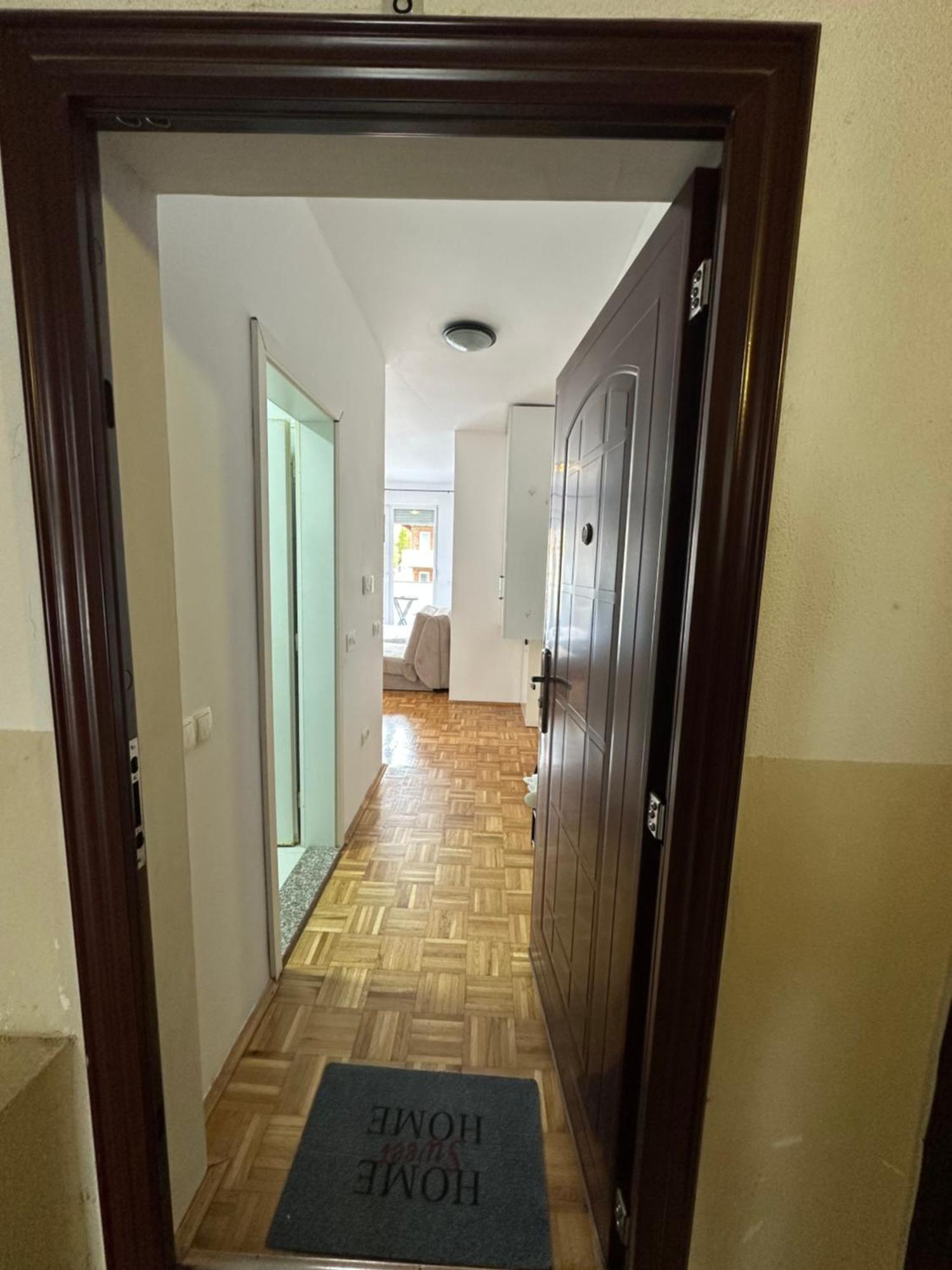 Apartment Guri Приштина Экстерьер фото